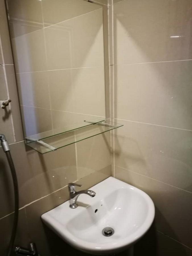 Grocer'S Inn Backpackers Guesthouse Kuala Lumpur Exterior photo